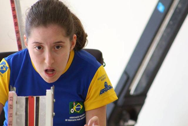 Júlia nos treinamentos da Seleção Brasileira de Bocha Paralímpica